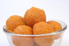 Motichur Ke Ladoo